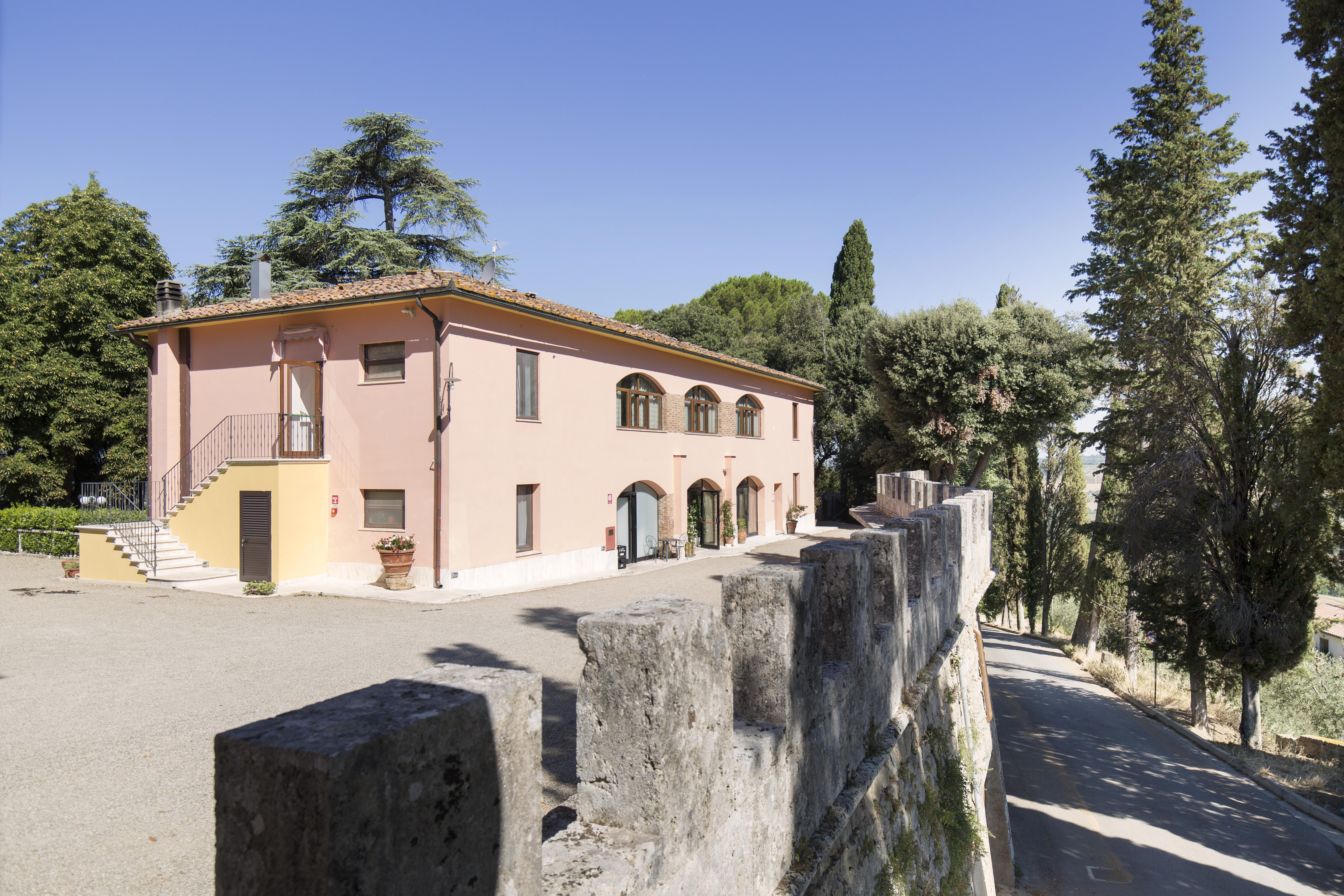 Villa Lecchi Hotel Wellness コッレ・ヴァル・デルザ エクステリア 写真